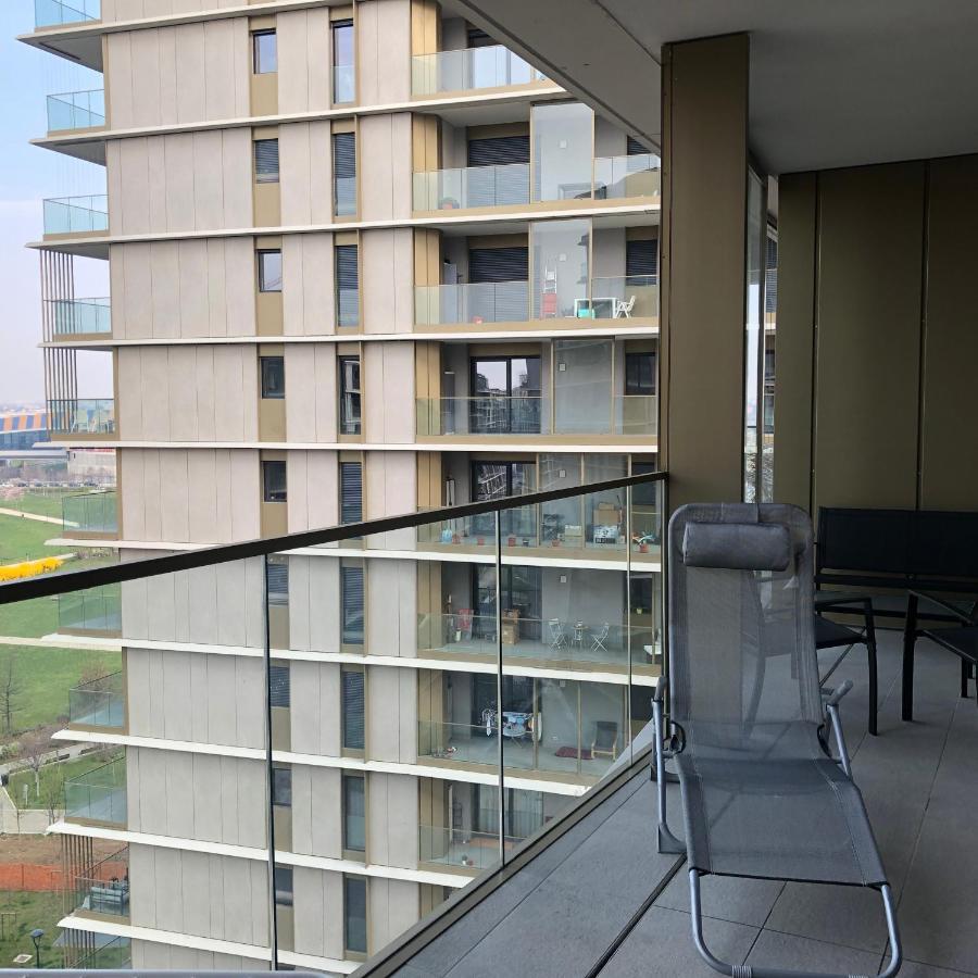 Ferienwohnung Loft With Terrace In Uptown Milan Near Rho Fiera Pero Exterior foto